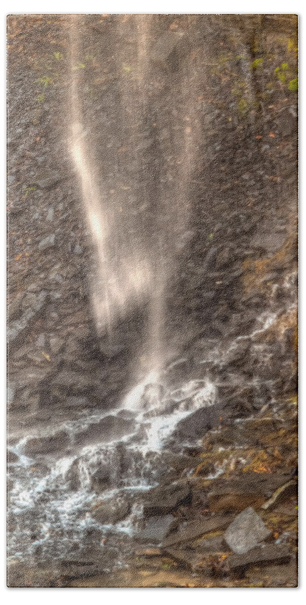 Watkins Glen Bath Towel featuring the photograph Mists in the Glen by Joshua House