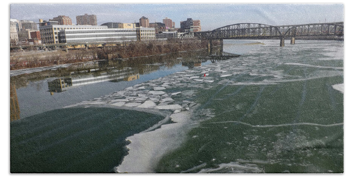 Water Hand Towel featuring the photograph Mon From Smithfield #1 by Joyce Wasser