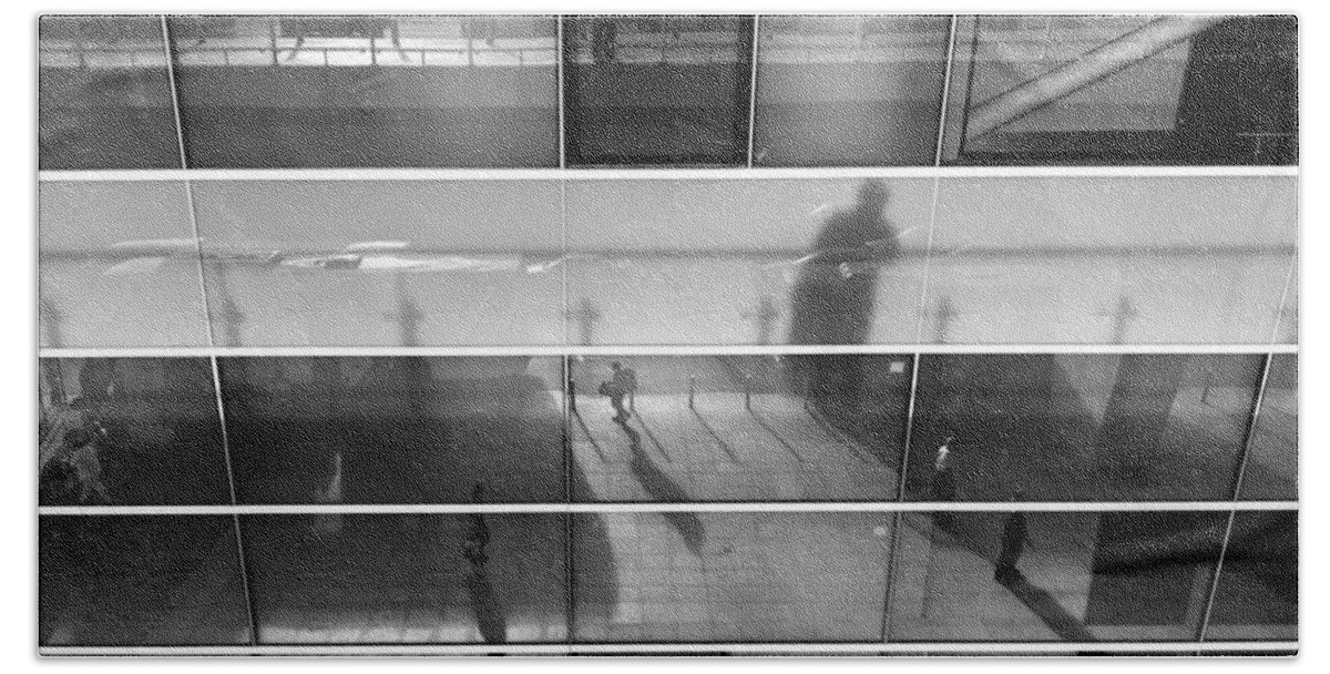 Alone Bath Towel featuring the photograph Monochrome Reflection by Stelios Kleanthous