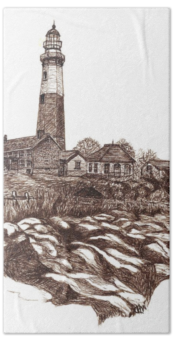 Lighthouses Drawings Bath Towel featuring the painting Montauk Lighthouse Long Island N Y by Carol Wisniewski