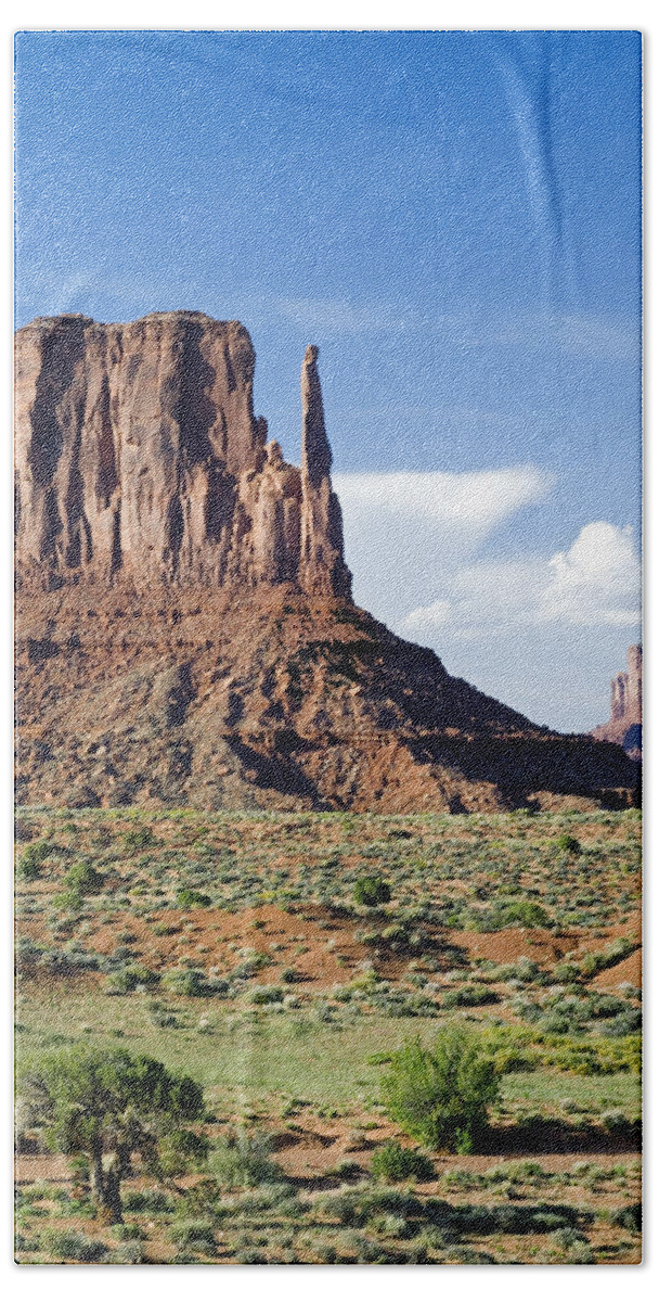 Monument Valley Bath Towel featuring the photograph Monument Valley 11 by Arterra Picture Library