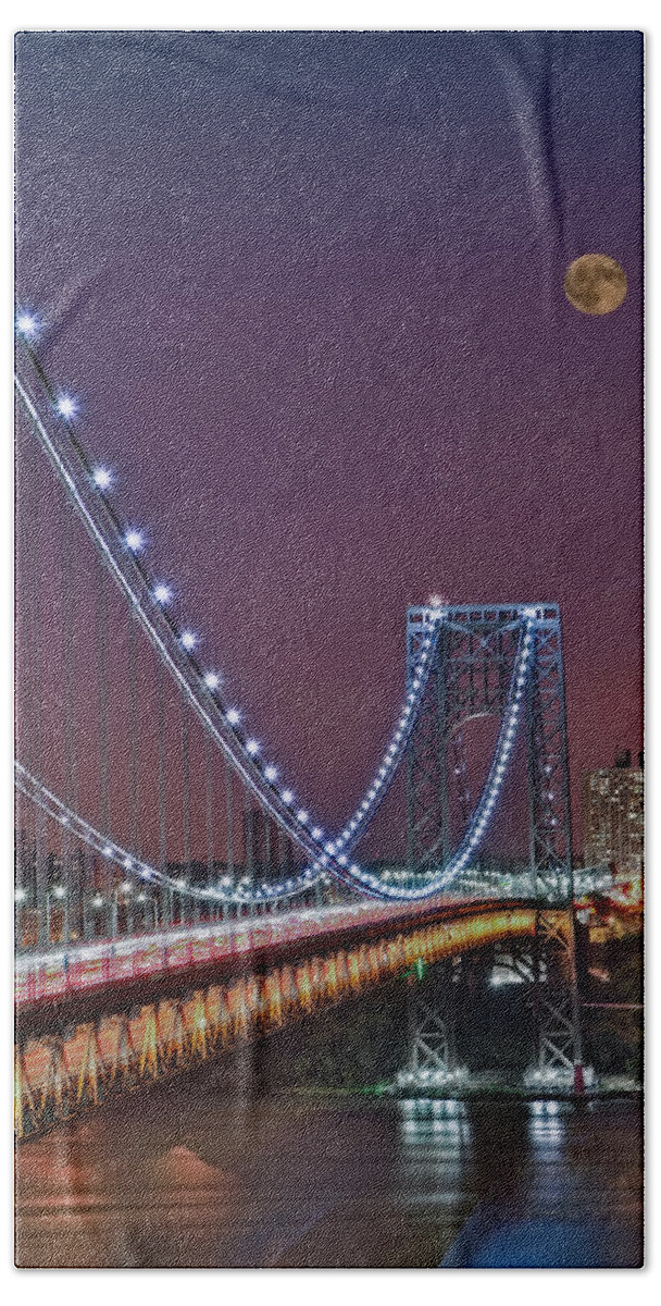 Full Moons Hand Towel featuring the photograph Moon Rise over the George Washington Bridge by Susan Candelario