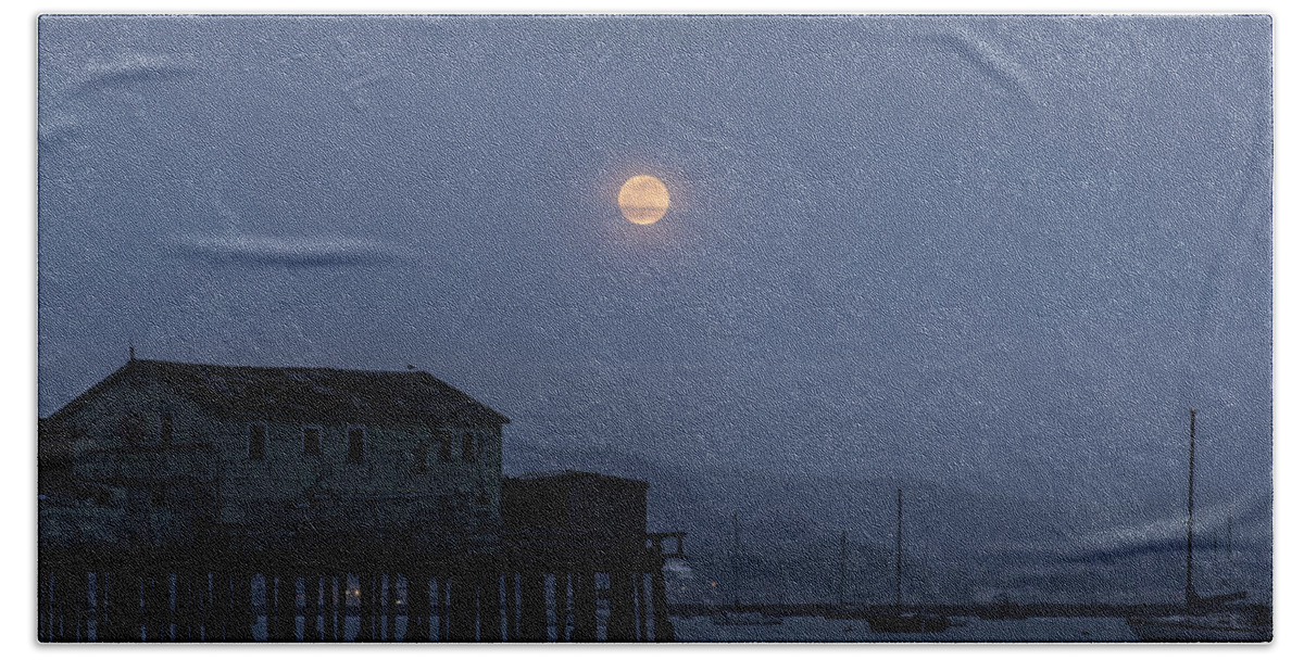Moon Bath Towel featuring the photograph Moonrise over the Harbor by Alex Lapidus