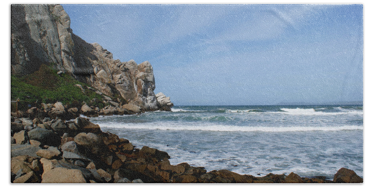 Morro Bay California Bath Towel featuring the photograph Morro Bay Rock by Ernest Echols