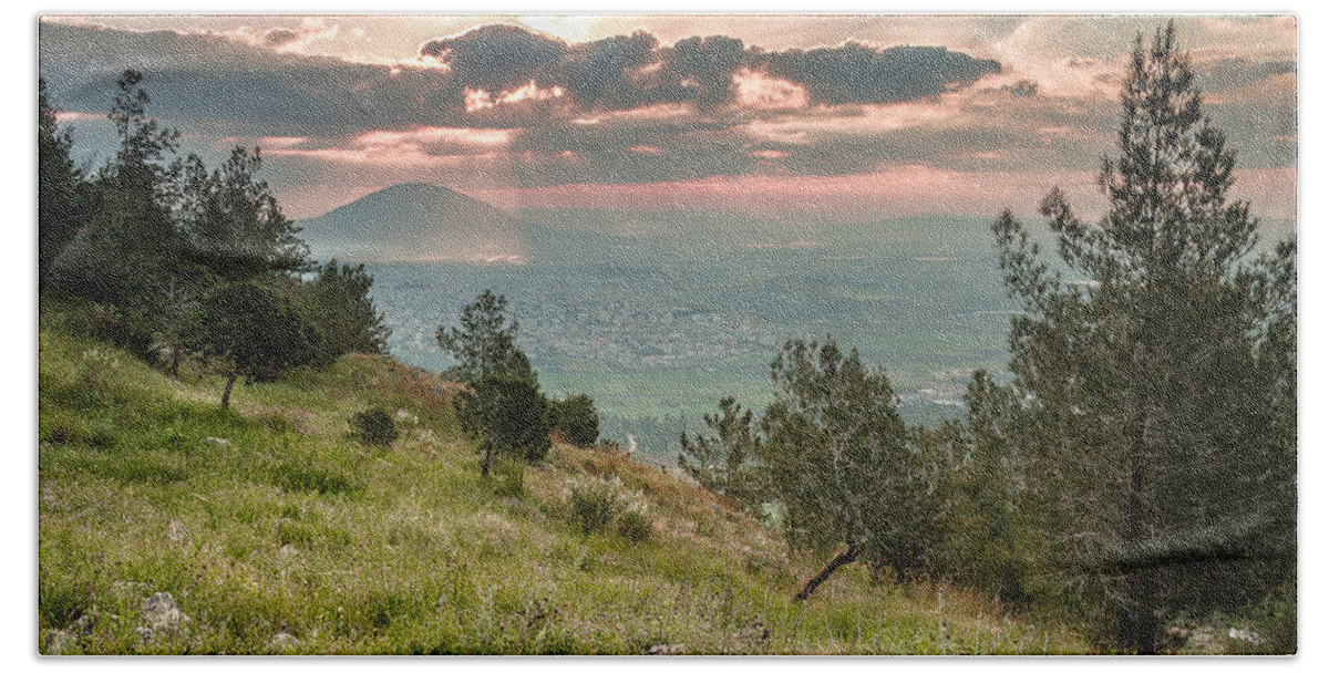 Landscape Bath Towel featuring the photograph Mt. Tabor from Mt. of Precipice by Sergey Simanovsky