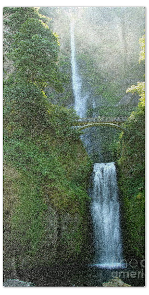 Multnomah Falls Hand Towel featuring the photograph Multnomah Falls by Christiane Schulze Art And Photography