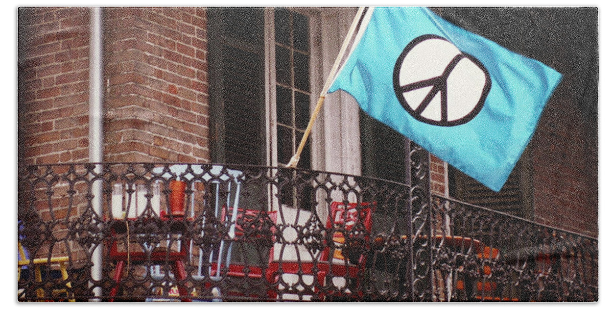 New Orleans Bath Towel featuring the photograph New Orleans Peace by Valerie Reeves