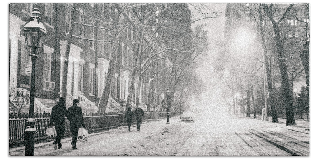 Nyc Bath Towel featuring the photograph New York City - Winter Night in the Snow at Washington Square by Vivienne Gucwa