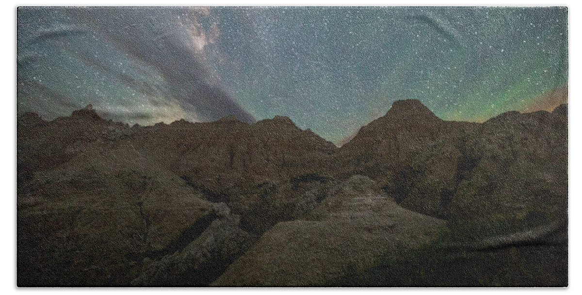 Milky Way Bath Towel featuring the photograph Night Glow by Aaron J Groen