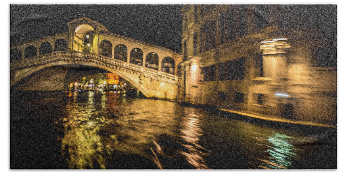 Rialto Bridge Bath Towel featuring the photograph Night on the Grand Canal by Weir Here And There