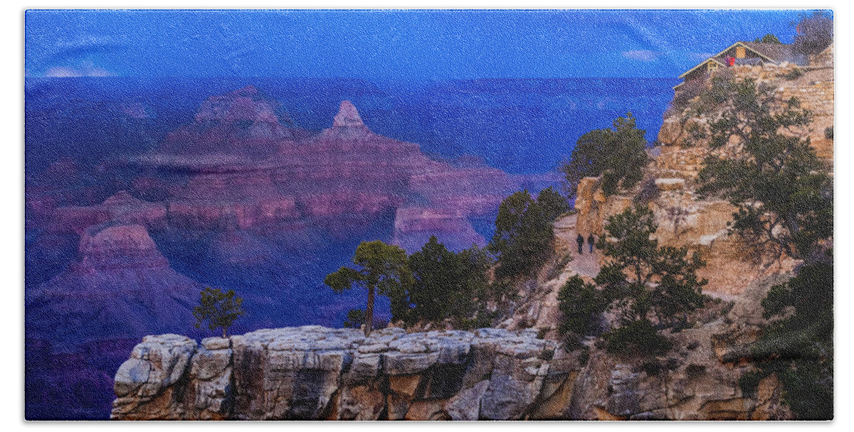Grand Canyon Bath Towel featuring the photograph Nightfall Approaches at Bright Angel Trailhead by Ed Gleichman