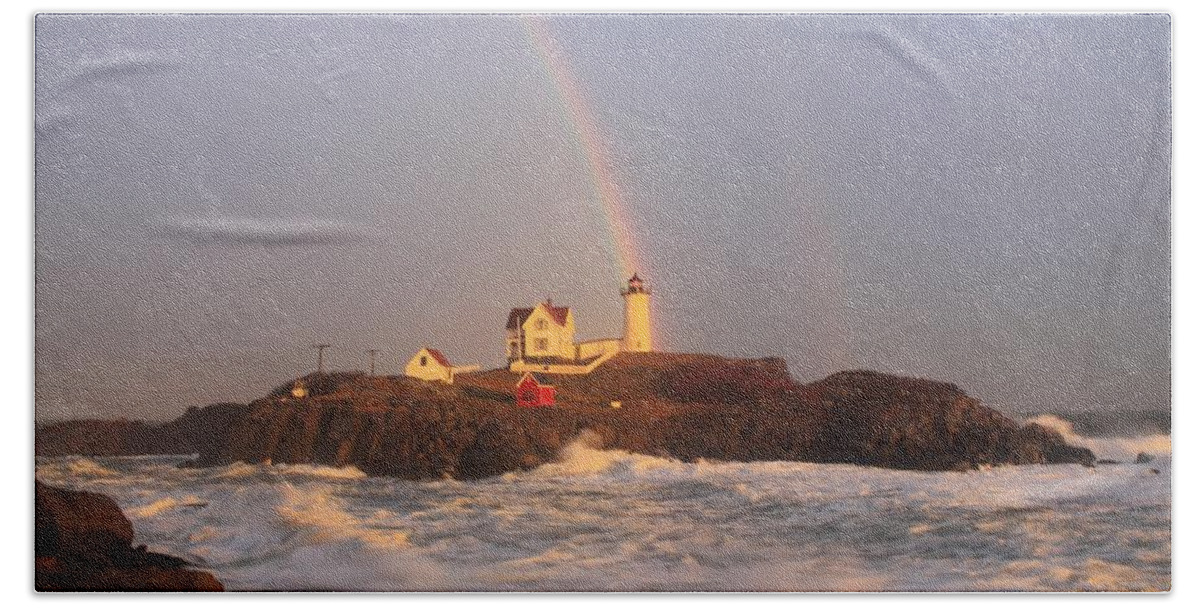 Lighthouse Bath Towel featuring the photograph Nubble Lighthouse Rainbow and High Surf by John Burk
