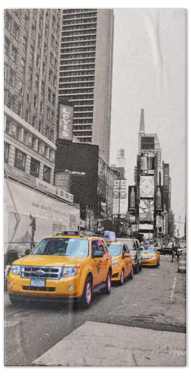 Wright Hand Towel featuring the photograph NYC Yellow Cabs by Paulette B Wright
