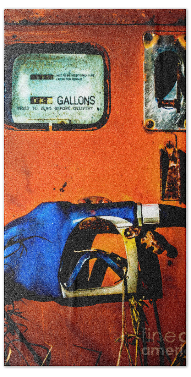 Barn Hand Towel featuring the photograph Old Farm Gas Pump by Michael Arend