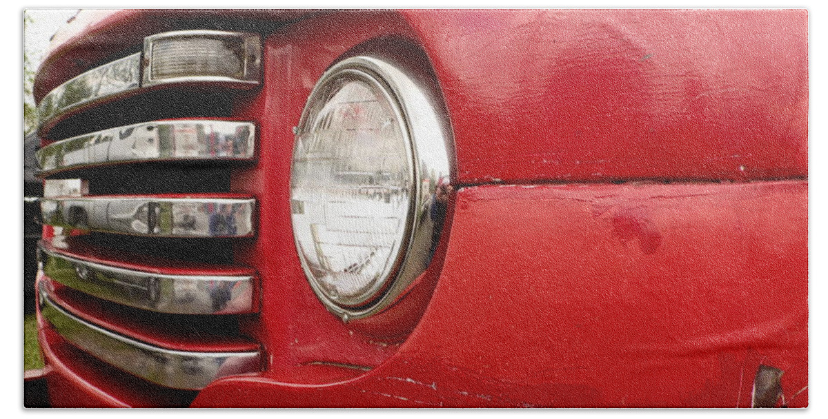 Cars Bath Towel featuring the photograph Old fire truck 2 by Karl Rose