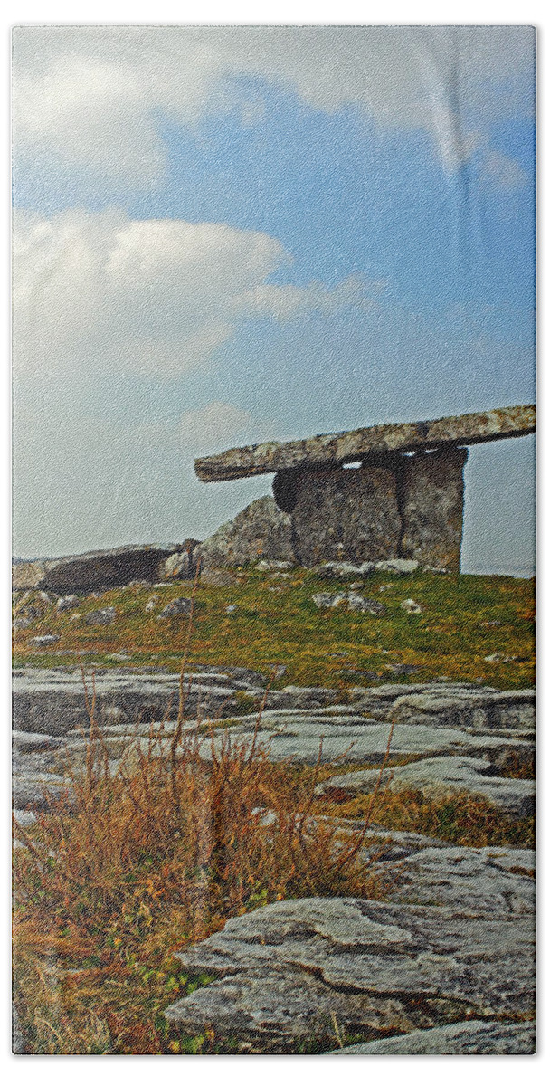 Ireland Bath Towel featuring the photograph On the Rocks by Jennifer Robin