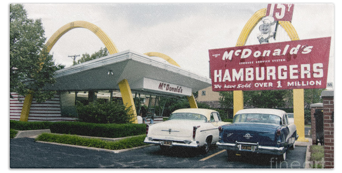 Mcdonald's Bath Towel featuring the photograph Original McDonald's by Patty Colabuono
