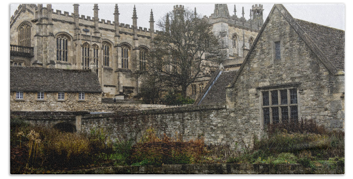 England Bath Towel featuring the photograph Oxford Colleges by Weir Here And There