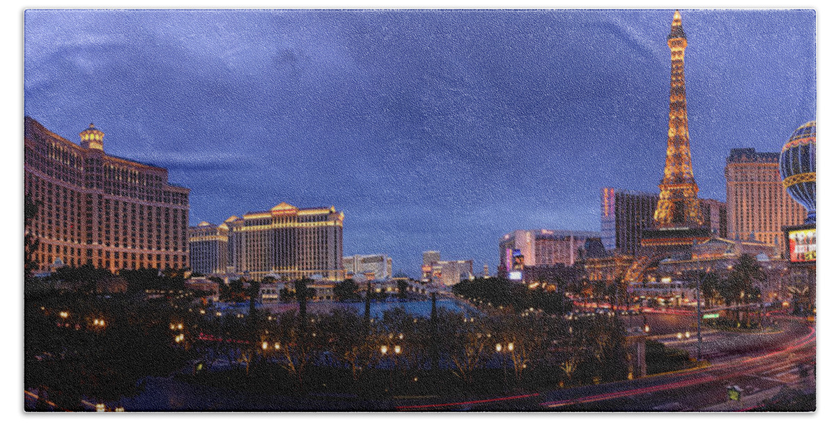 Las Vegas Bath Towel featuring the photograph Panorama of Las Vegas by Silvio Ligutti