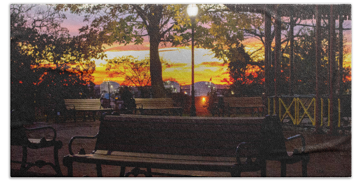 Riverside Park Bath Towel featuring the photograph Park Bench Evening by Bill Swartwout