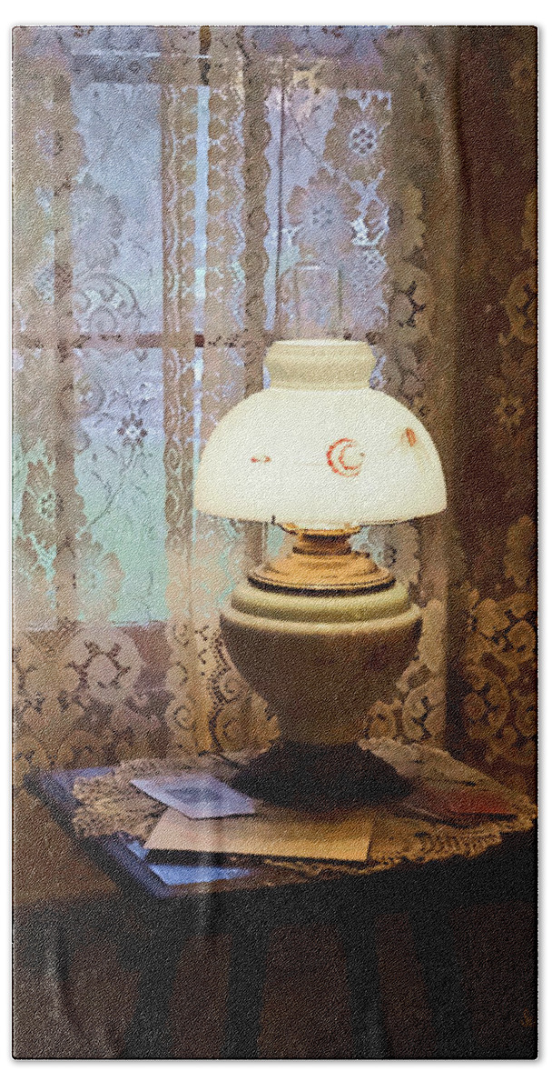 Lamp Bath Towel featuring the photograph Parlor With Hurricane Lamp by Susan Savad