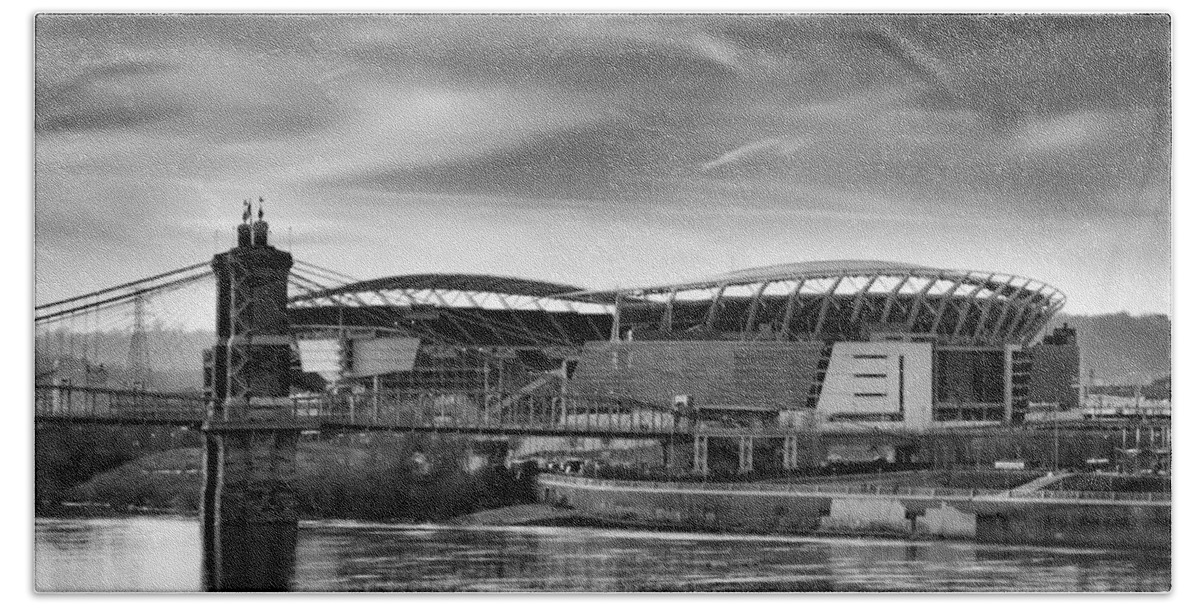 Bengals Bath Towel featuring the photograph Paul Brown Stadium by Ron Pate