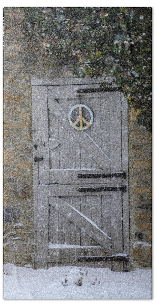 Peace Hand Towel featuring the photograph Peace Door in the Snow by Bill Cannon