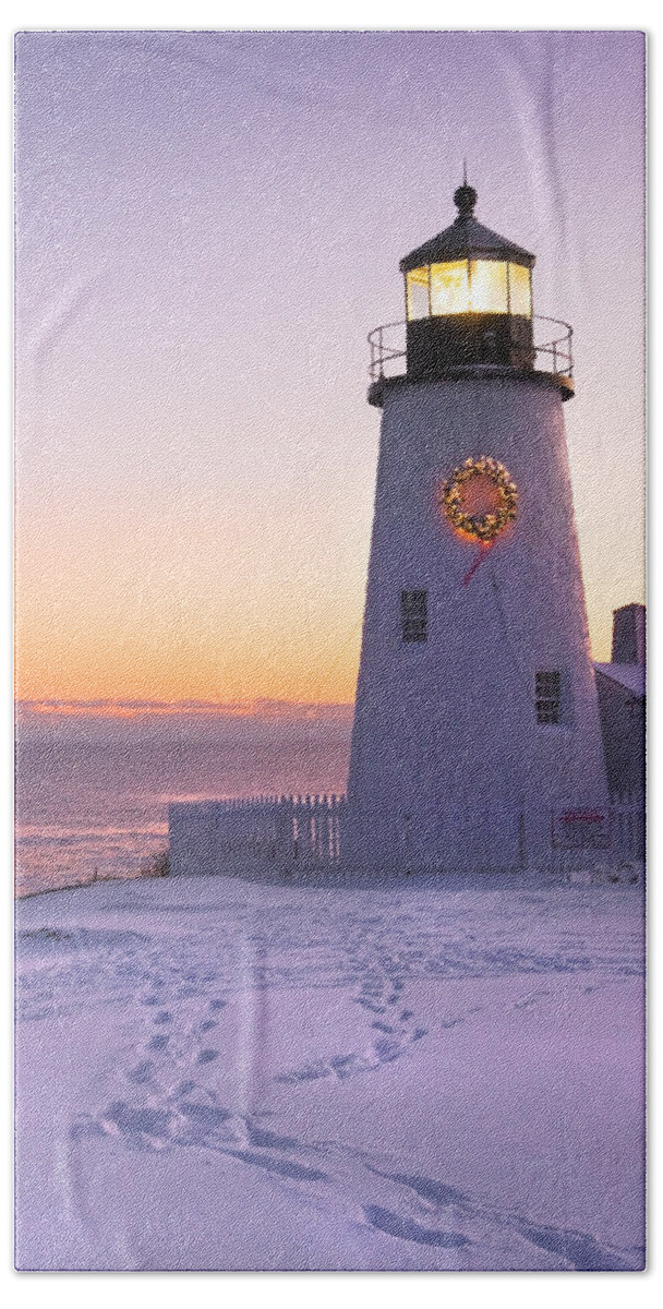 Lighthouse Bath Towel featuring the photograph Pemaquid Point lighthouse Christmas Snow Wreath Maine by Keith Webber Jr