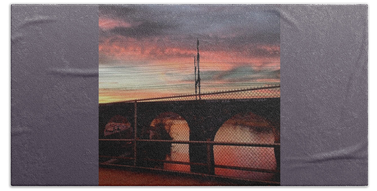 Ilovephilly Hand Towel featuring the photograph Phila Sunset by Katie Cupcakes