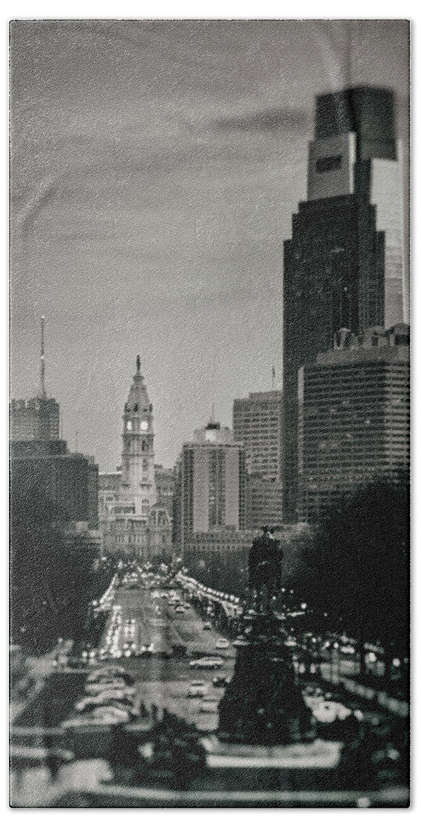 Philadelphia Hand Towel featuring the photograph Philadelphia Parkway by Scott Wyatt