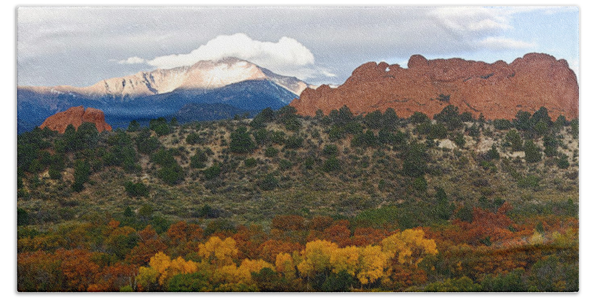 Garden Of The Gods Bath Towel featuring the photograph Pikes Peak Fall Pano by Ronda Kimbrow