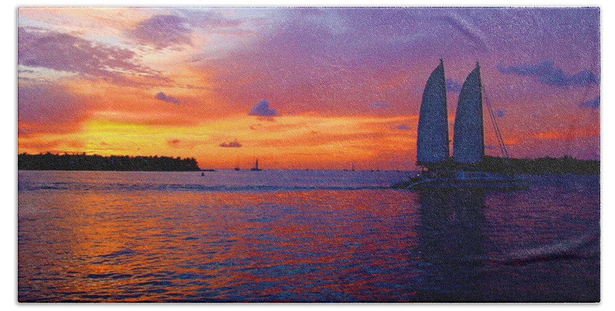 Pink Sunset Bath Towel featuring the photograph Pink Sunset in Key West Florida by Susanne Van Hulst