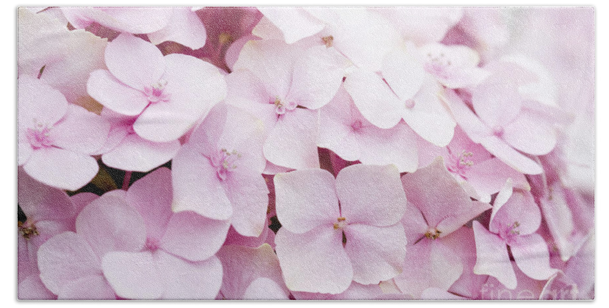 Hydrangea Bath Towel featuring the photograph Pretty in Pink by Patty Colabuono