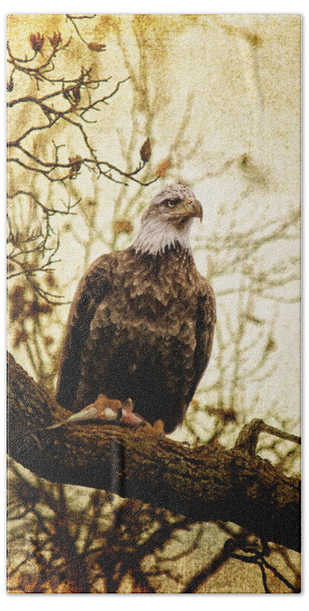 Eagle Bath Towel featuring the photograph Pride by Lois Bryan