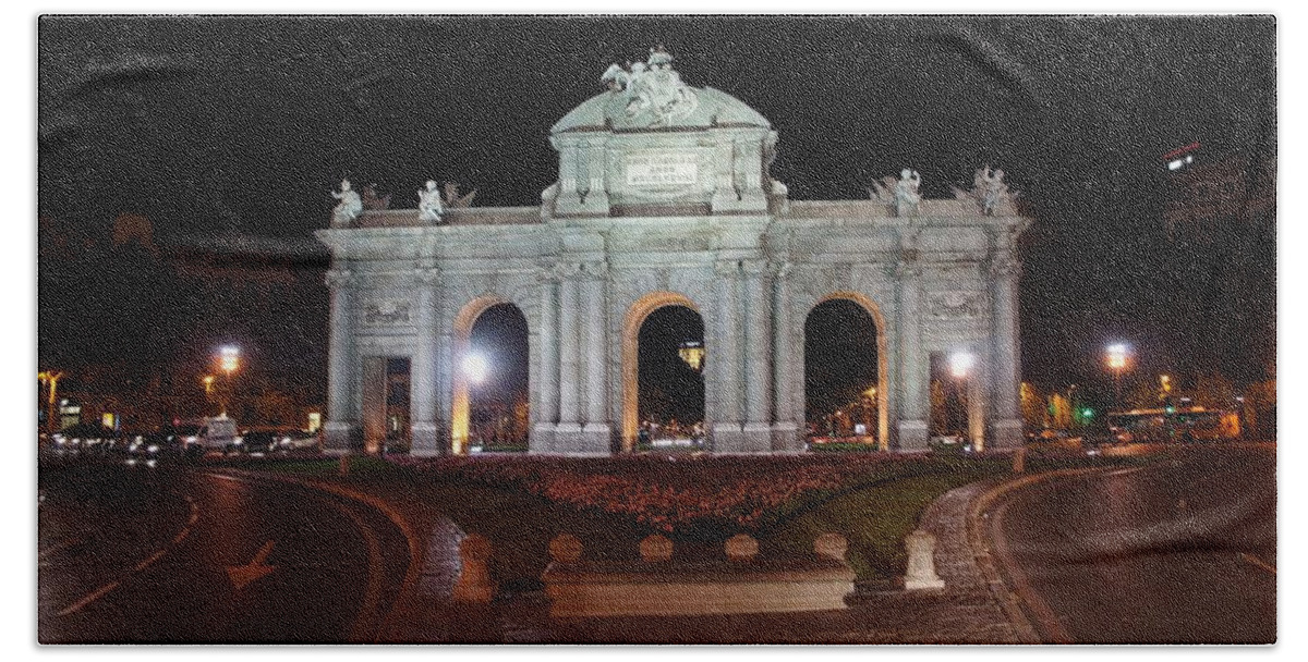 Madrid Hand Towel featuring the photograph Puerta de Alcala at Night by Jenny Hudson