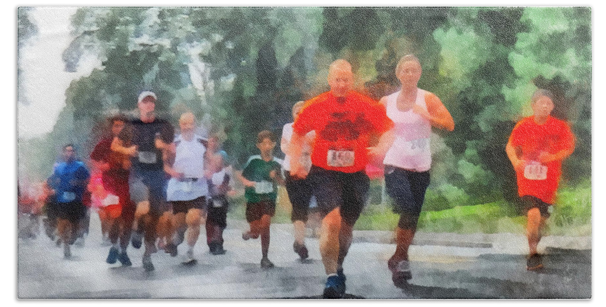 Run Hand Towel featuring the photograph Racing in the Rain by Susan Savad