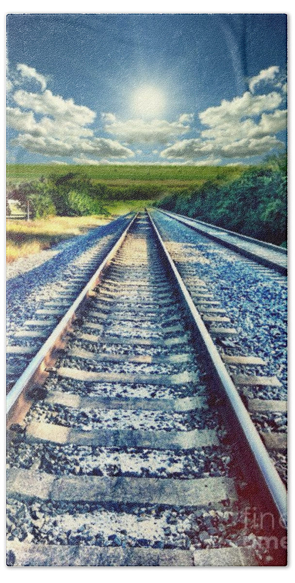 Colors Bath Towel featuring the photograph Railroad to Heaven by Carlos Avila