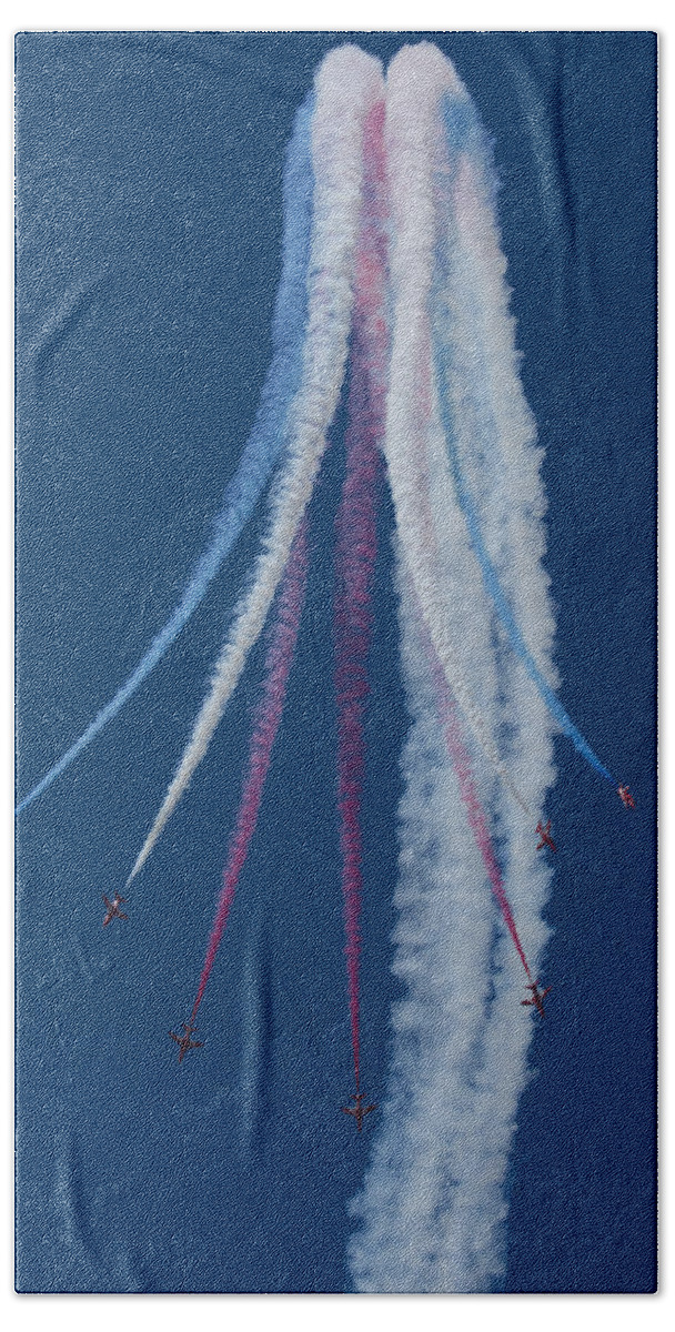 Riat Airshow Bath Sheet featuring the photograph Red Arrows Break by Gareth Burge Photography