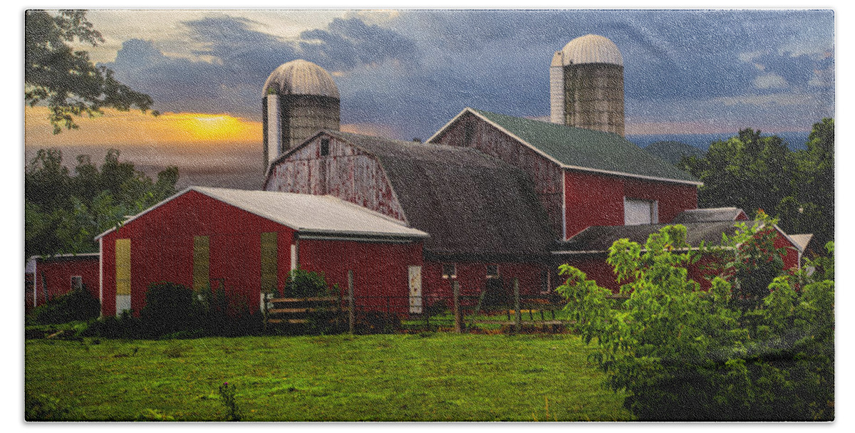 Appalachia Bath Towel featuring the photograph Red Barns by Debra and Dave Vanderlaan