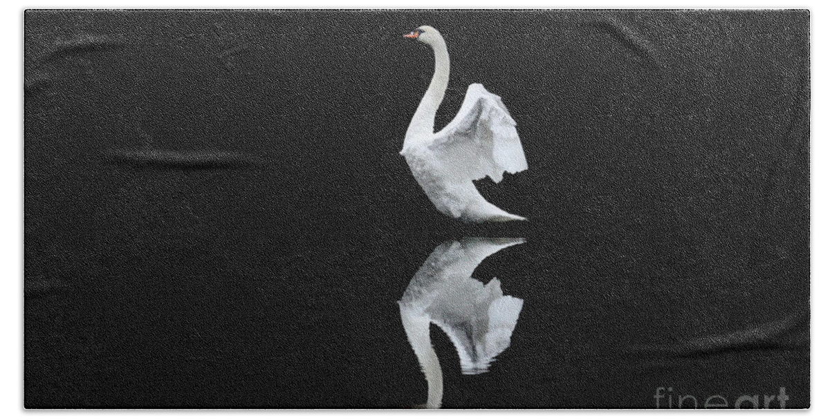 Swan Bath Towel featuring the photograph Reflection 2 by Jayne Carney