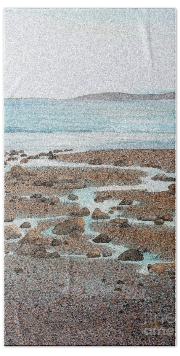 Tide Pools Bath Towel featuring the painting Rocky Beach by Hilda Wagner