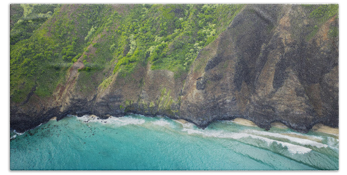 Beach Hand Towel featuring the photograph Rugged Na Pali Coast by Kicka Witte