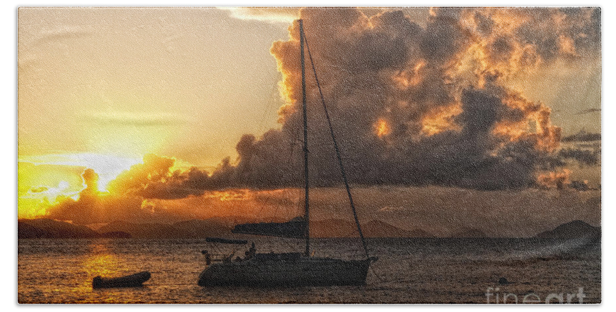 Sailboat Bath Towel featuring the photograph Sailboat In Sunset by Timothy Hacker
