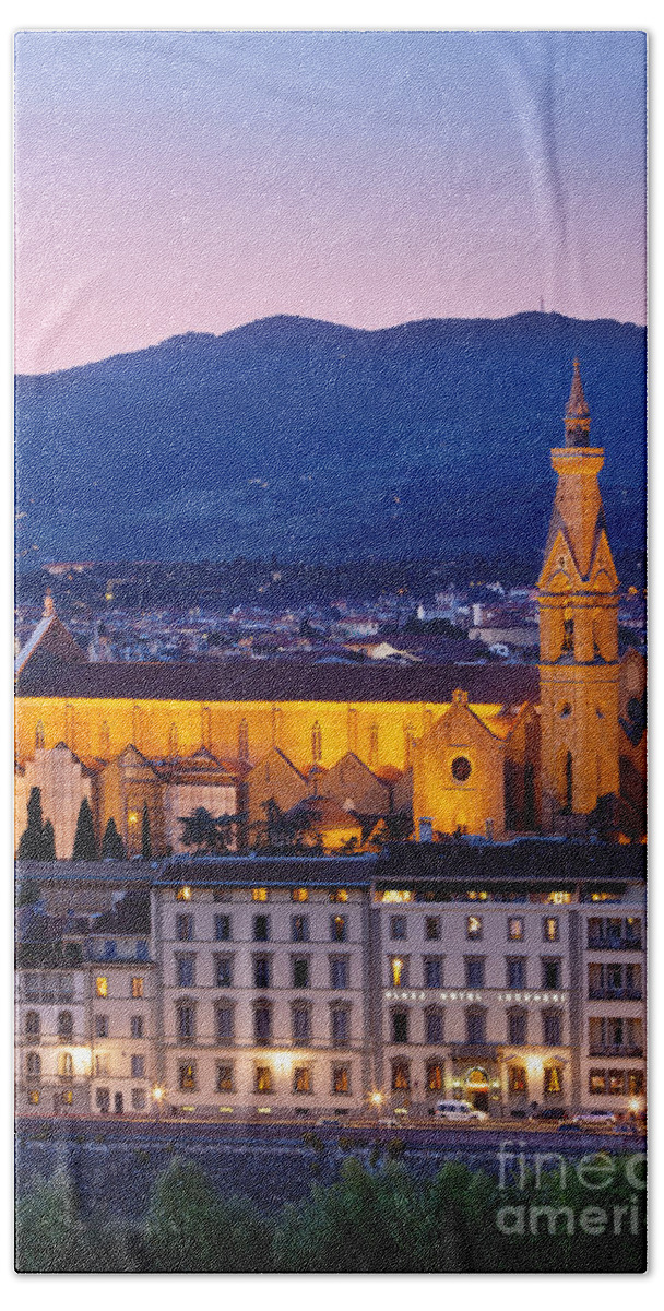 Basilica Bath Towel featuring the photograph Santa Croce by Brian Jannsen