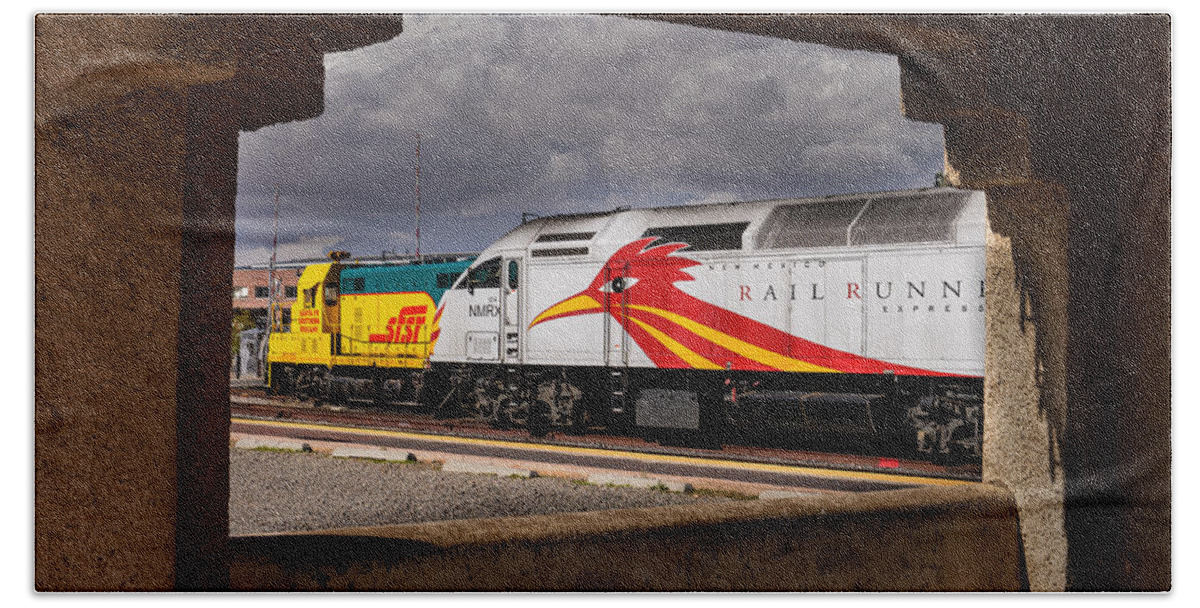 Santa Fe Hand Towel featuring the photograph Santa Fe train by John Johnson