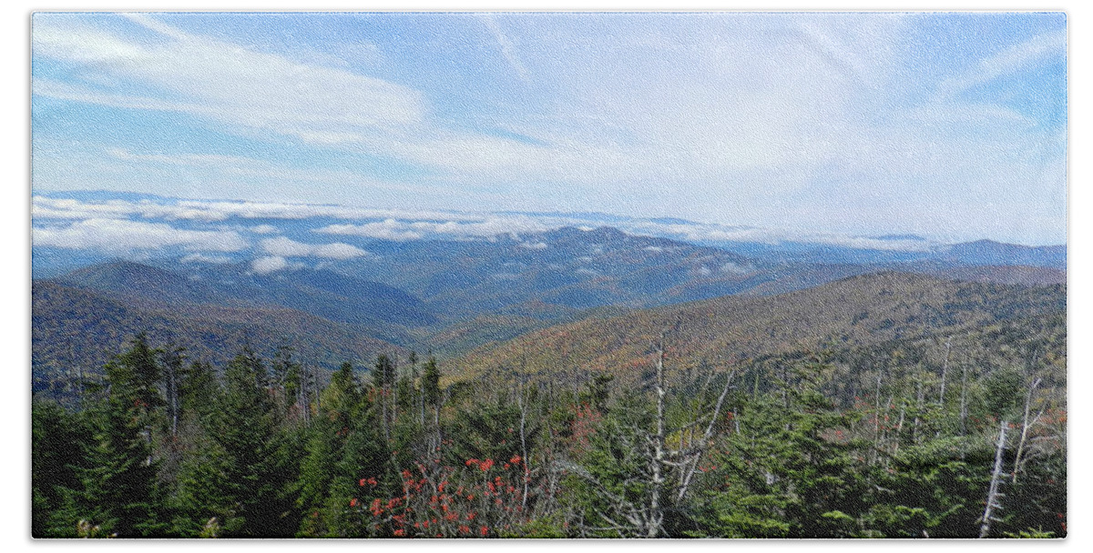 Clingman's Dome Bath Towel featuring the photograph Sea of Mountains by Deborah Ferree