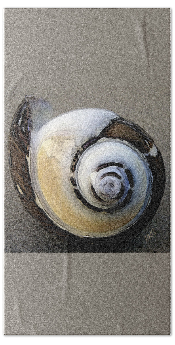 Seashell Bath Towel featuring the photograph Seashells Spectacular No 3 by Ben and Raisa Gertsberg