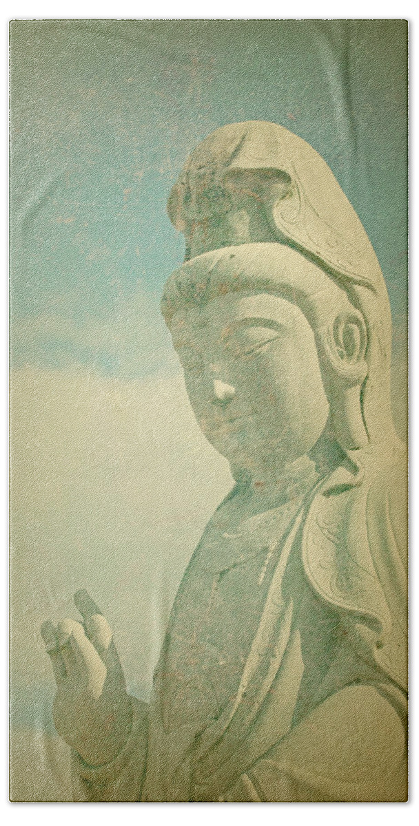 Serenity Bath Towel featuring the photograph Serenity Now Buddhist Statue by Peggy Collins