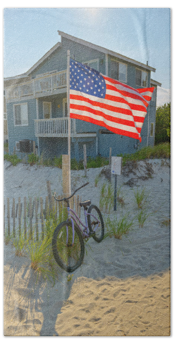 Shore Pride Bath Towel featuring the photograph Shore Pride by Mark Rogers