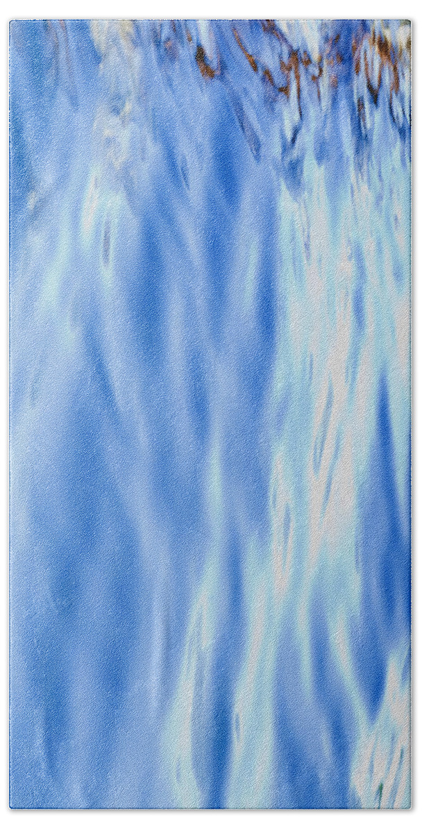 Abstract Bath Towel featuring the photograph Silk by Theresa Tahara